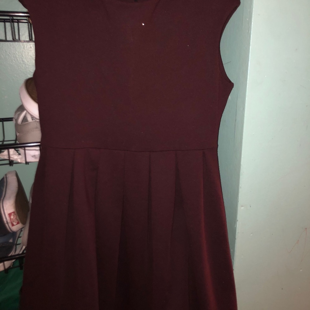 Dress - Picture 2 of 2
